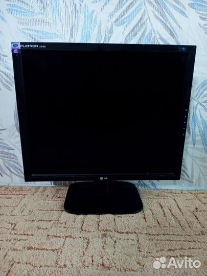 Монитор LG
