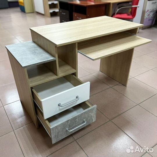 Компьютерный стол Лофт