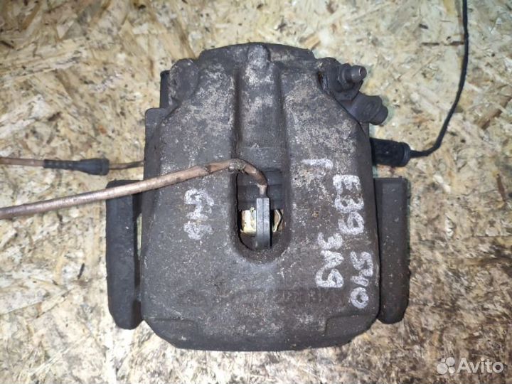 Суппорт тормозной задний правый Bmw 540I E39