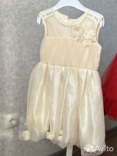 Нарядное платье для девочки 92