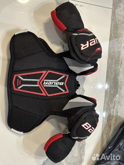 Нагрудник хоккейный bauer