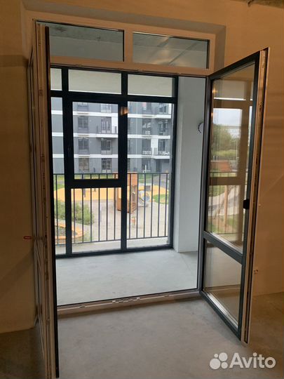 Дверь пластиковая (стеклопакет)