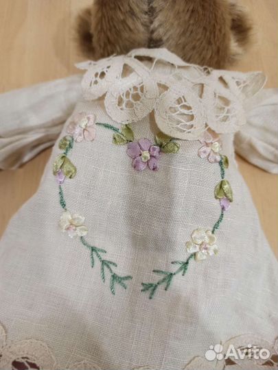 Мишка в вышитом платье новый