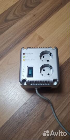 Стабилизатор напряжения Sven neo 1000ва\500Вт