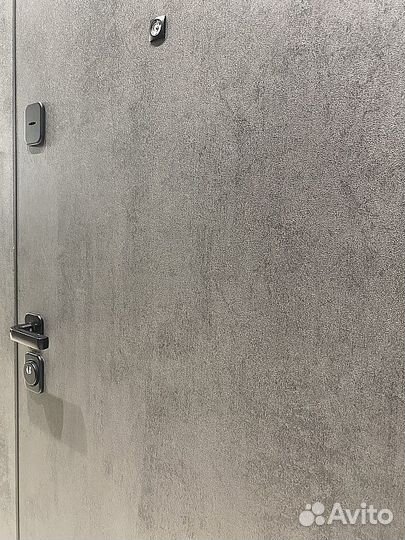 Дверь входная