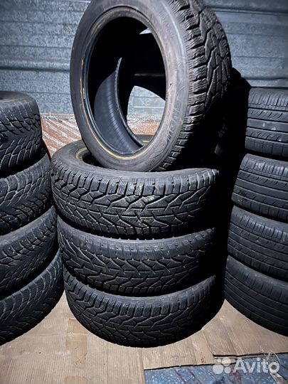 Kormoran Snow 205/55 R16 94H