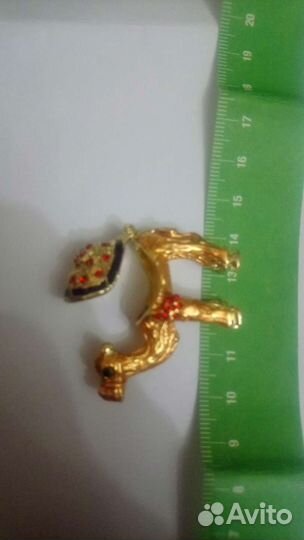 Фигурка - шкатулка