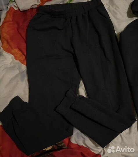 Спортивный костюм женский