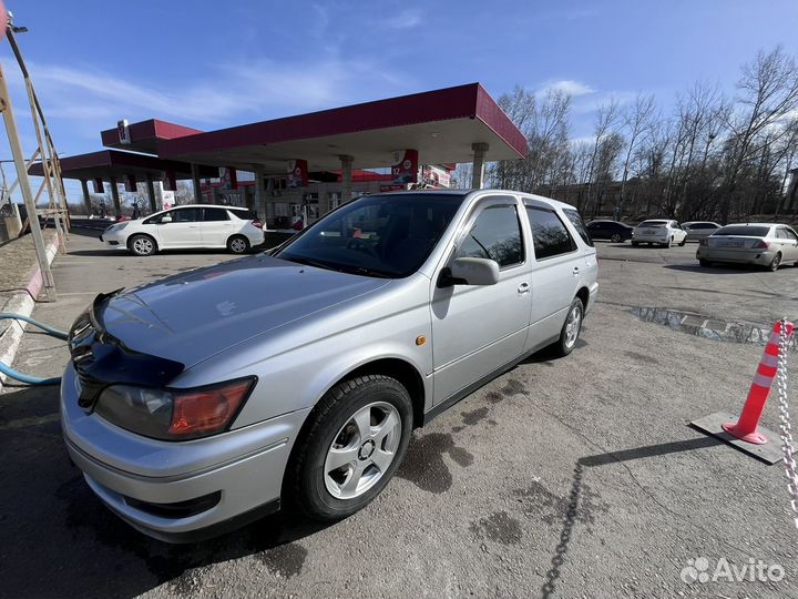 Toyota Vista Ardeo 2.0 AT, 1999, 280 000 км