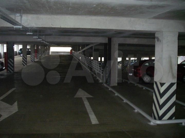 Машиноместо, 17 м²