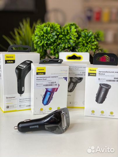 Автомобильная зарядка Baseus