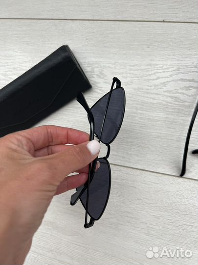 Солнцезащитные очки