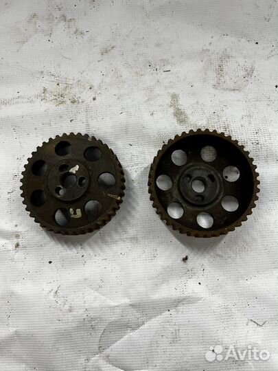Шестерня распредвала volvo 850 10клап