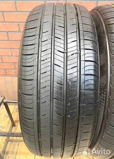 Kumho Solus TA31 215/55 R17 94V