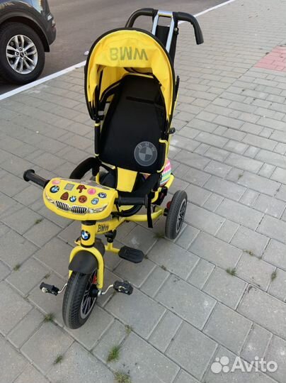 Детский велосипед с ручкой