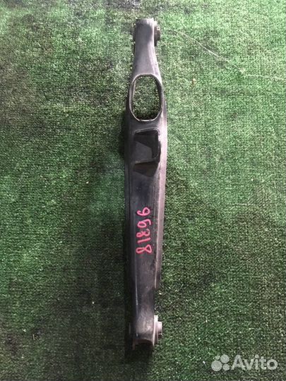 Рычаг задний правый Mitsubishi Lancer CY4A