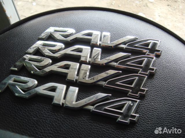 Рав4 Эмблема Крышки багажника Toyota RAV 4 2013-нв