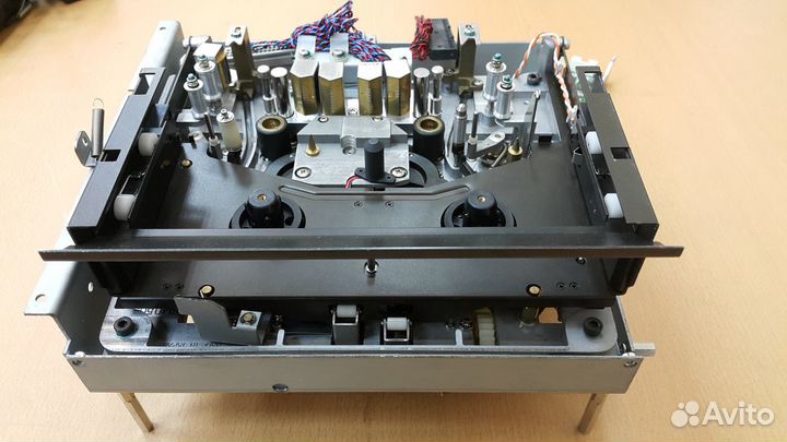 Лентопротяжка от проффесионального в/магнитофона s