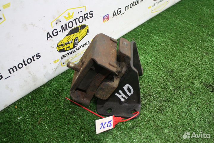 Опора двигателя лева Hyundai County HD65 HD78 HD72