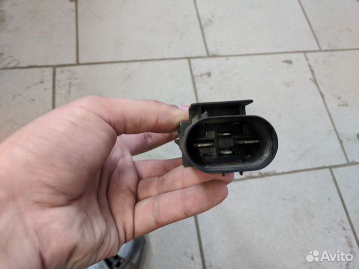 Мотор вентилятор радиатора Audi A8 D3