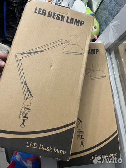 Лампа настольная