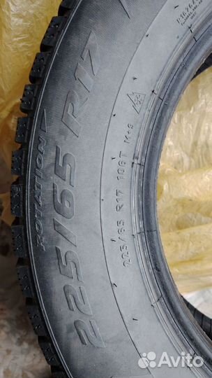 Pirelli Ice Zero 225/65 R17