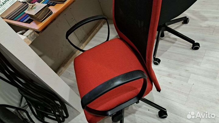 Кресло офисное икеа маркус