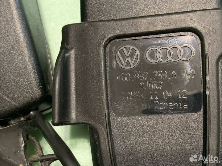 Замки ремней Audi Q3 8U 2013 4G0857739A9B9