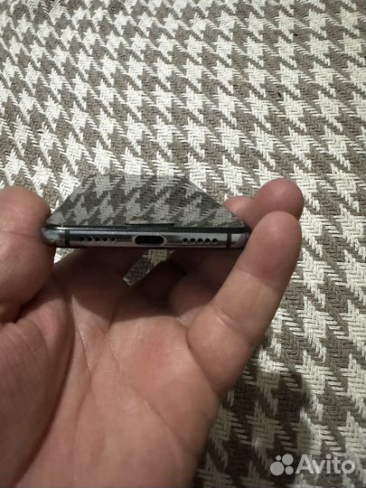 HUAWEI P20, 4/128 ГБ