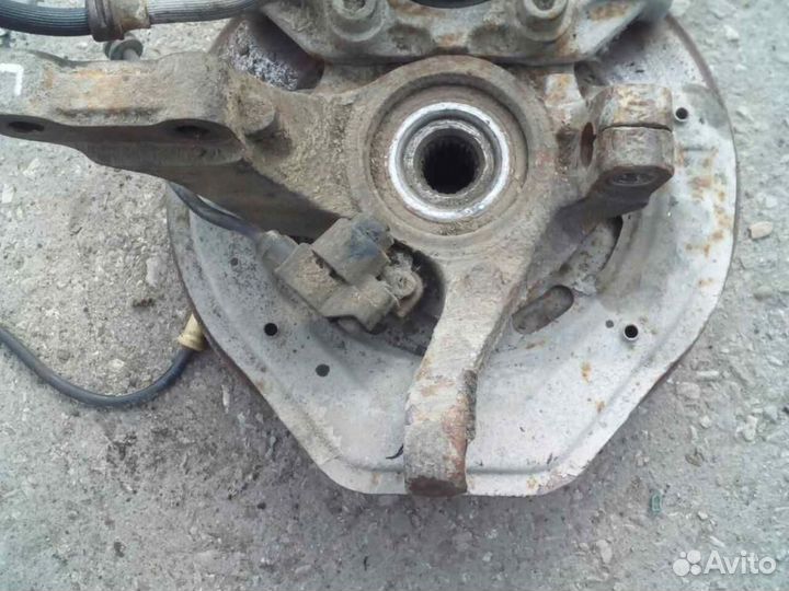 Кулак поворотный передний левый Opel Vectra B 19