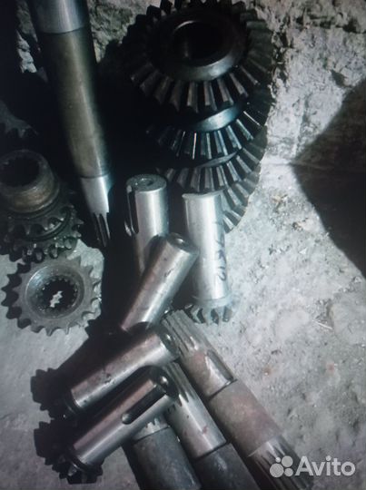 Вал шестерня,колесо кмс-8