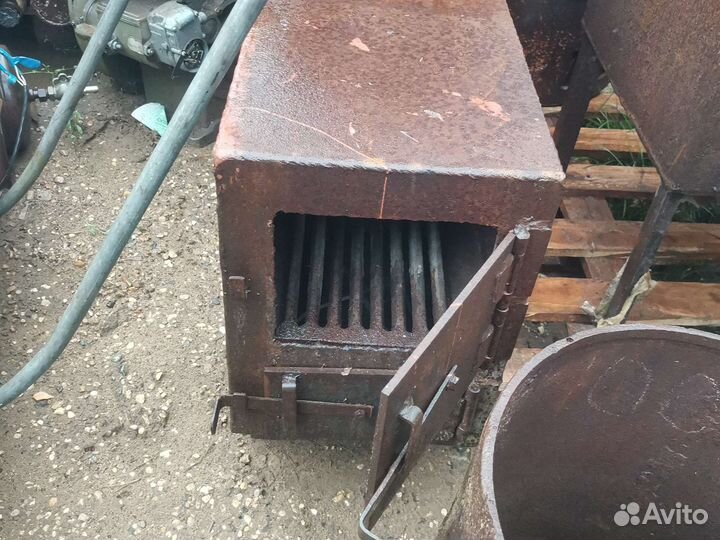 Печка буржуйка чугунная