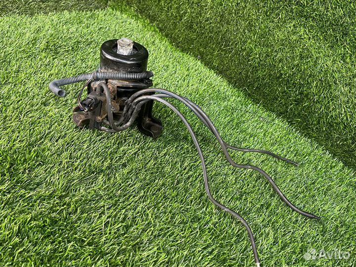 Подушка двигателя передняя Toyota Alphard MNH15