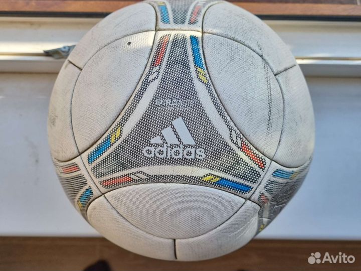 Футбольный мяч adidas tango 12
