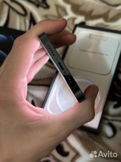 iPhone 12 Pro, 256 ГБ