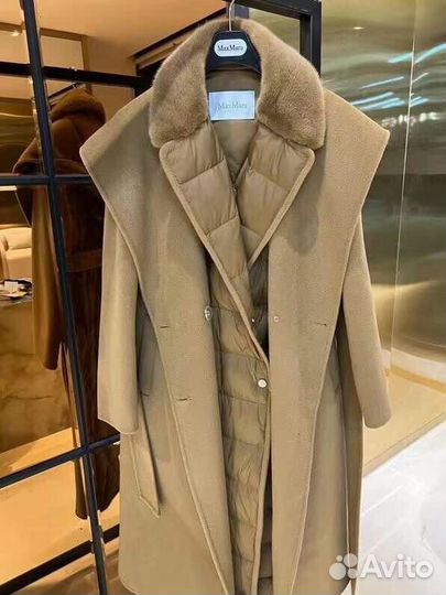 Зимнее пальто Max Mara новое с капюшоном