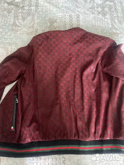 Продам кожаную мужскую куртку