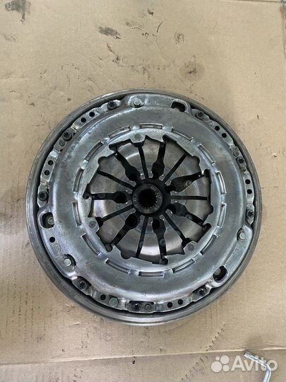 Маховик 2ух массовый Renault 1.5dci К9К