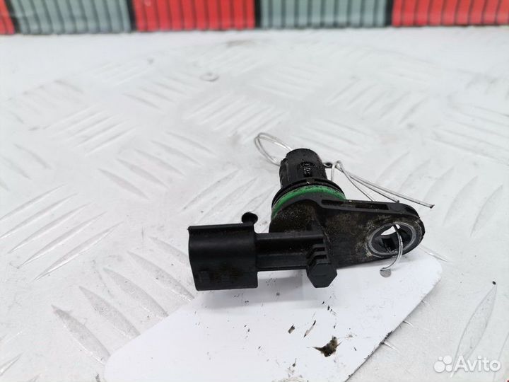 Датчик распредвала Nissan Juke YF15 2014