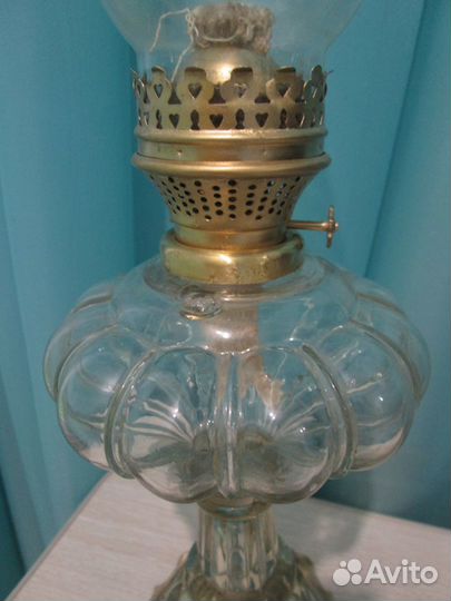 Керосиновая лампа