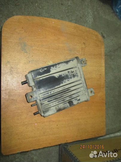 Абсорбер фильтр угольный 42035AE010 Subaru Impreza