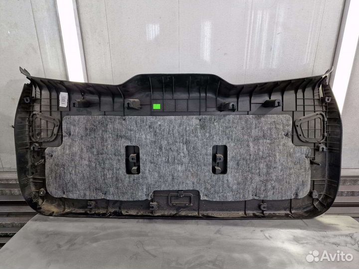 Обшивка двери багажника Kia Sportage 3 (2010-2016)