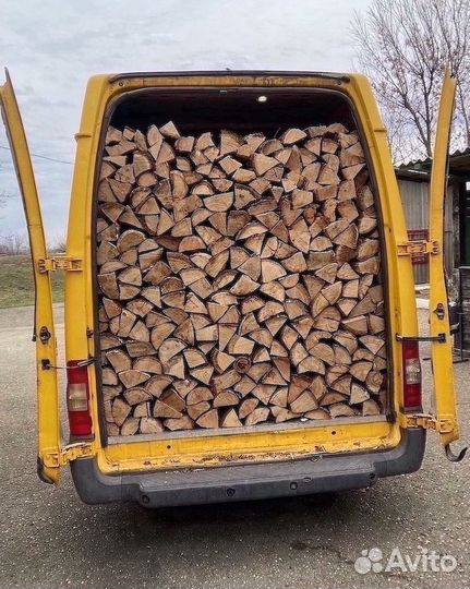 Дрова колотые дуб