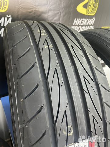 Yokohama Advan Fleva V701 235/40 R18 95W