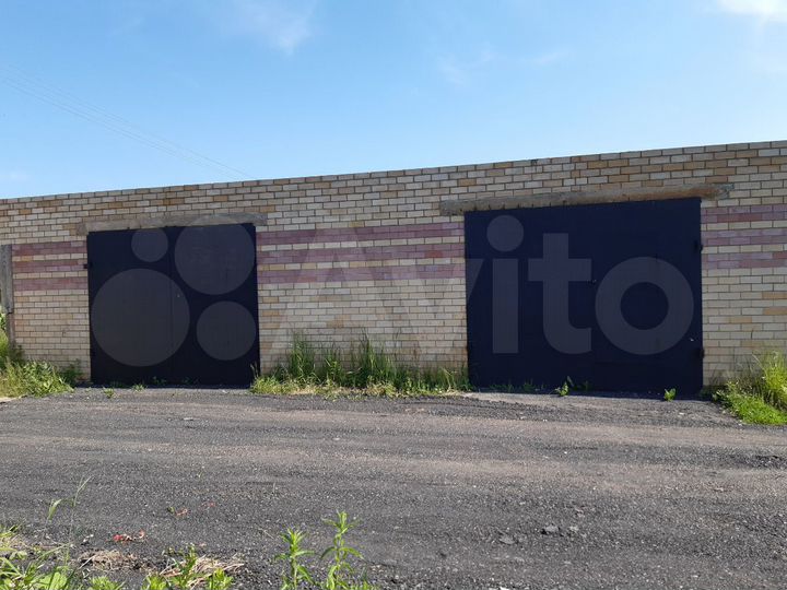 Гараж, > 30 м²