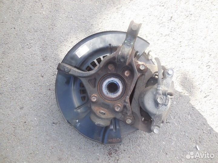 Ступица передн. на левую сторону для автомобилей toyota camry axvh70