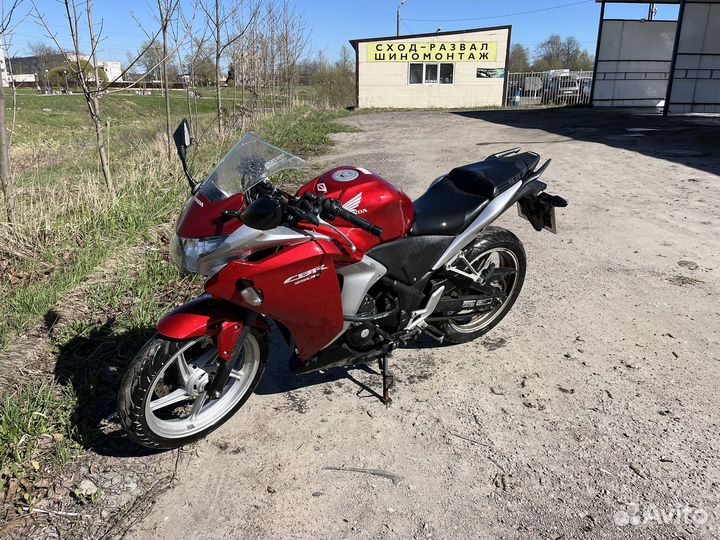 Honda cbr250r