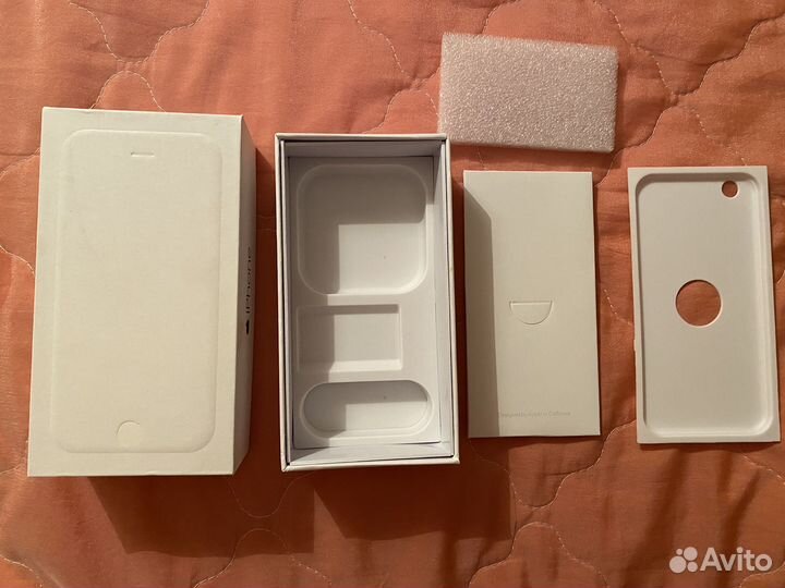 Коробка от iPhone 6