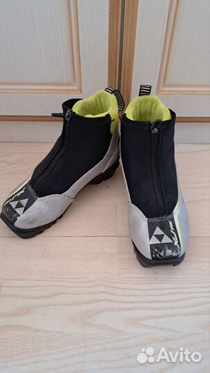 Лыжные ботинки fischer размер