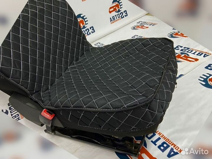 Накидки на сидения универсальные (белая строчка)